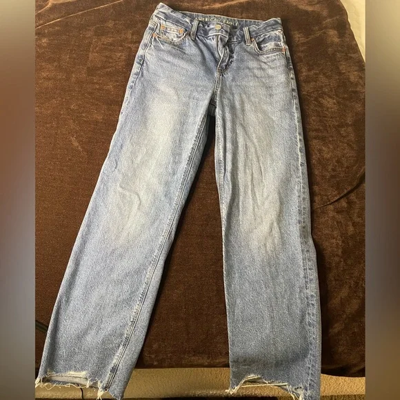 American Eagle Outfitters Curvy Jeans - Picture 8 of 10